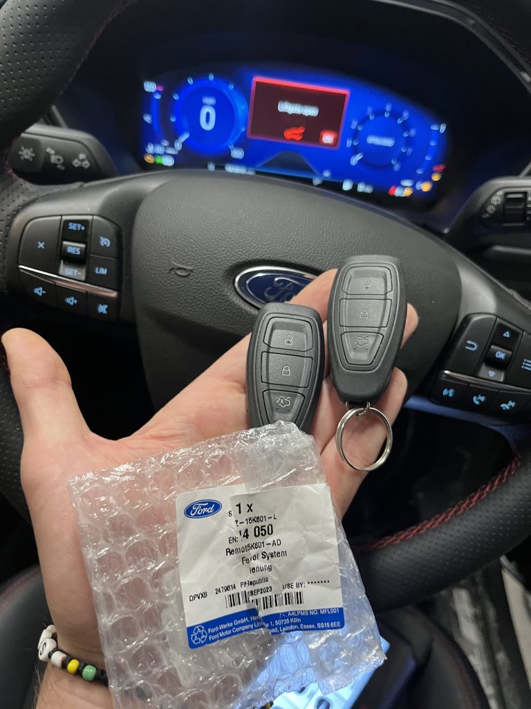 ford kuga key 